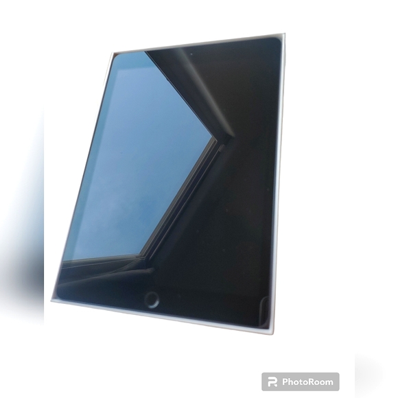 IPad 7th Generation WiFi 32GB - Picture 3 of 8